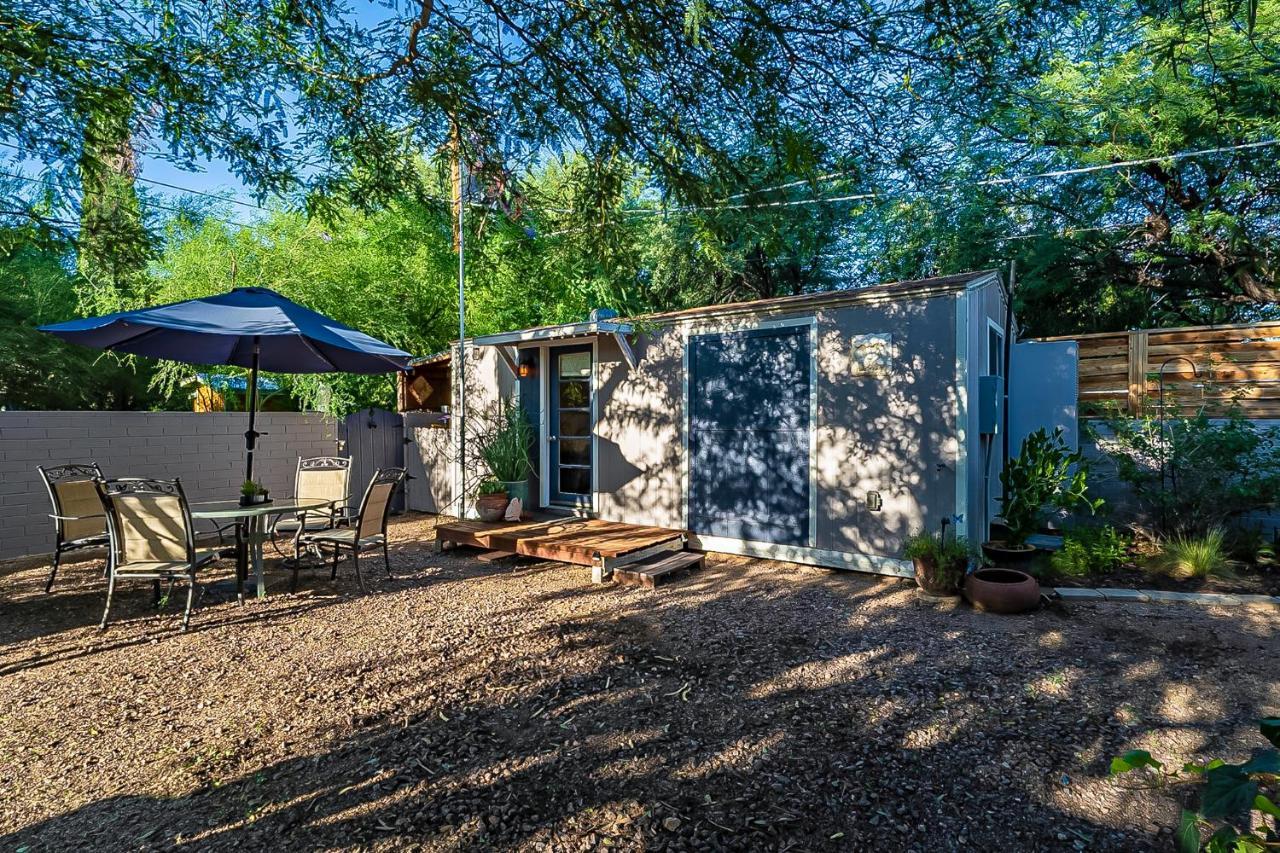 Cute Peaceful Tiny House Getaway W Backyard - Low Summer Rates! Tucson Bagian luar foto